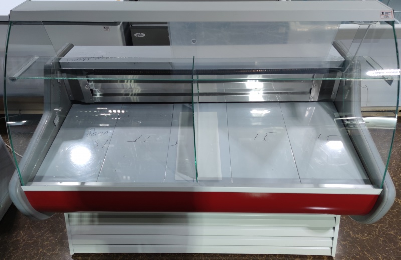 Холодильная витрина  1.5 м 0 +5, выкладка 560 мм