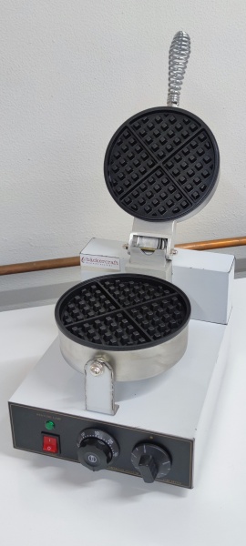 Вафельница EG-H1