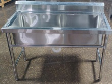 Ванна моечная 1 секционная удлиненная (с бортом)