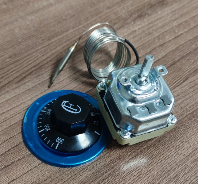 Терморегулятор  300 °С